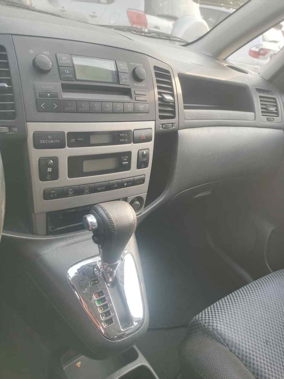 Vignette 5 : Toyota verso